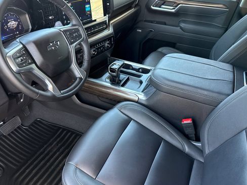 Used 2026 Chevrolet Silverado 1500 RST w/ Convenience Package II AWD/4WD image 5