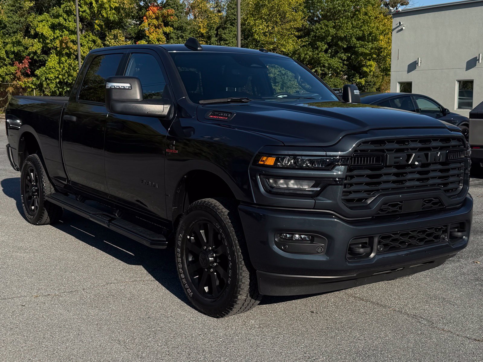 Used 2025 RAM 2500 Big Horn AWD/4WD image 1