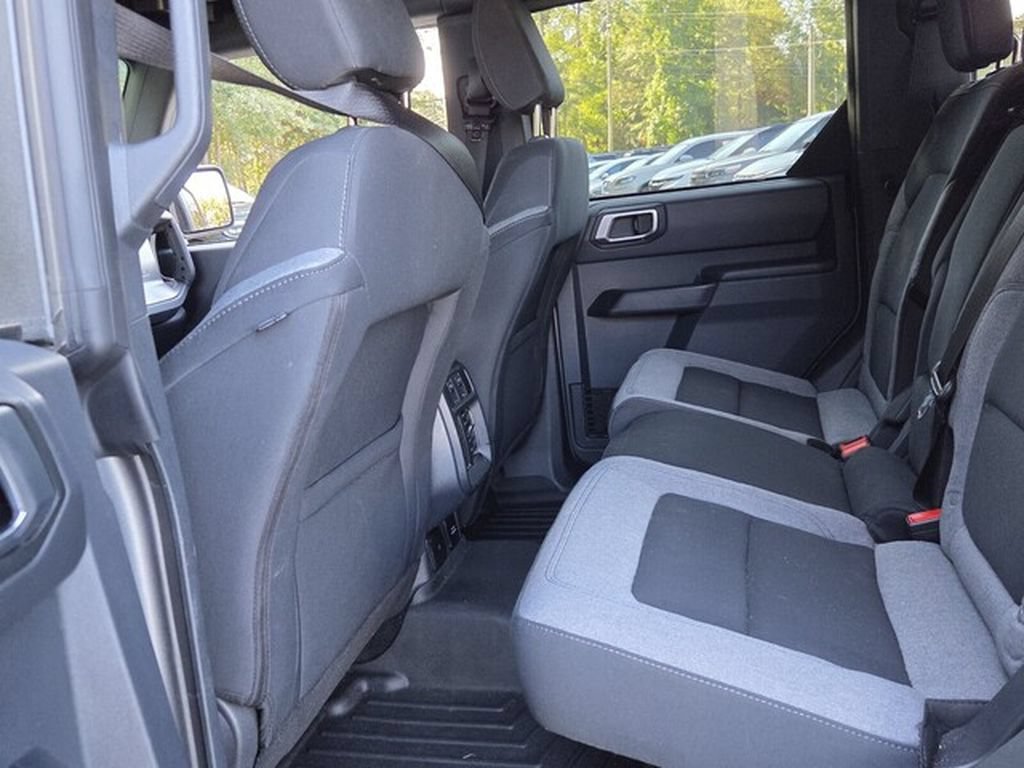 Used 2025 Ford Bronco Big Bend AWD/4WD image 8