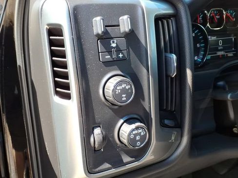 Used 2019 Chevrolet Silverado 1500 LT w/ All Star Edition AWD/4WD image 18