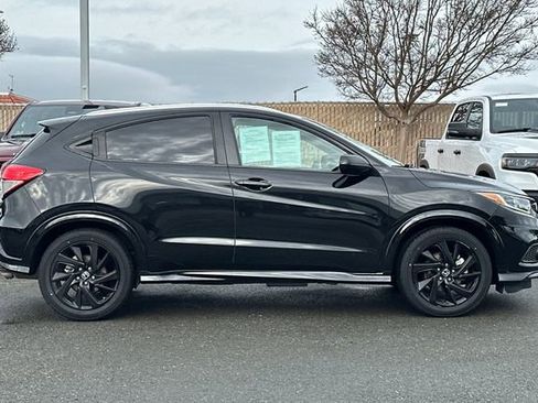 Used 2022 Honda HR-V Sport image 3