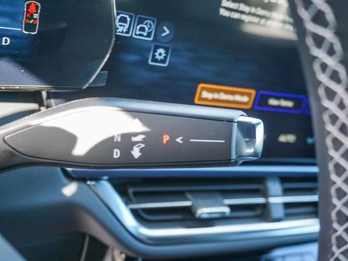 New 2026 Chevrolet Equinox EV LT FWD image 22