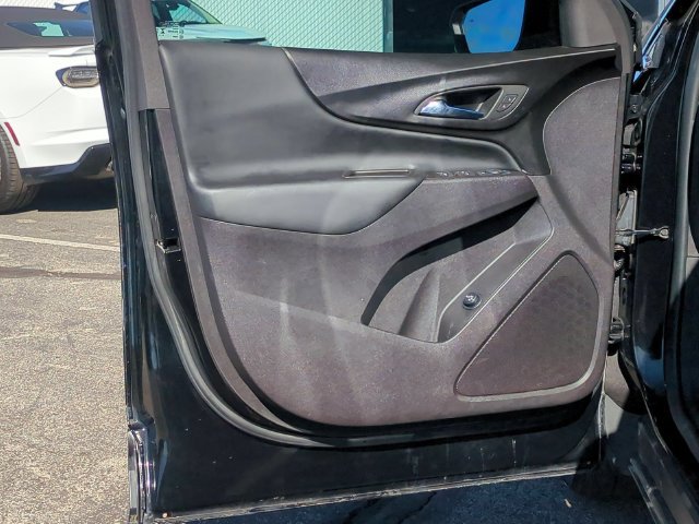 Used 2024 Chevrolet Equinox LT FWD image 24