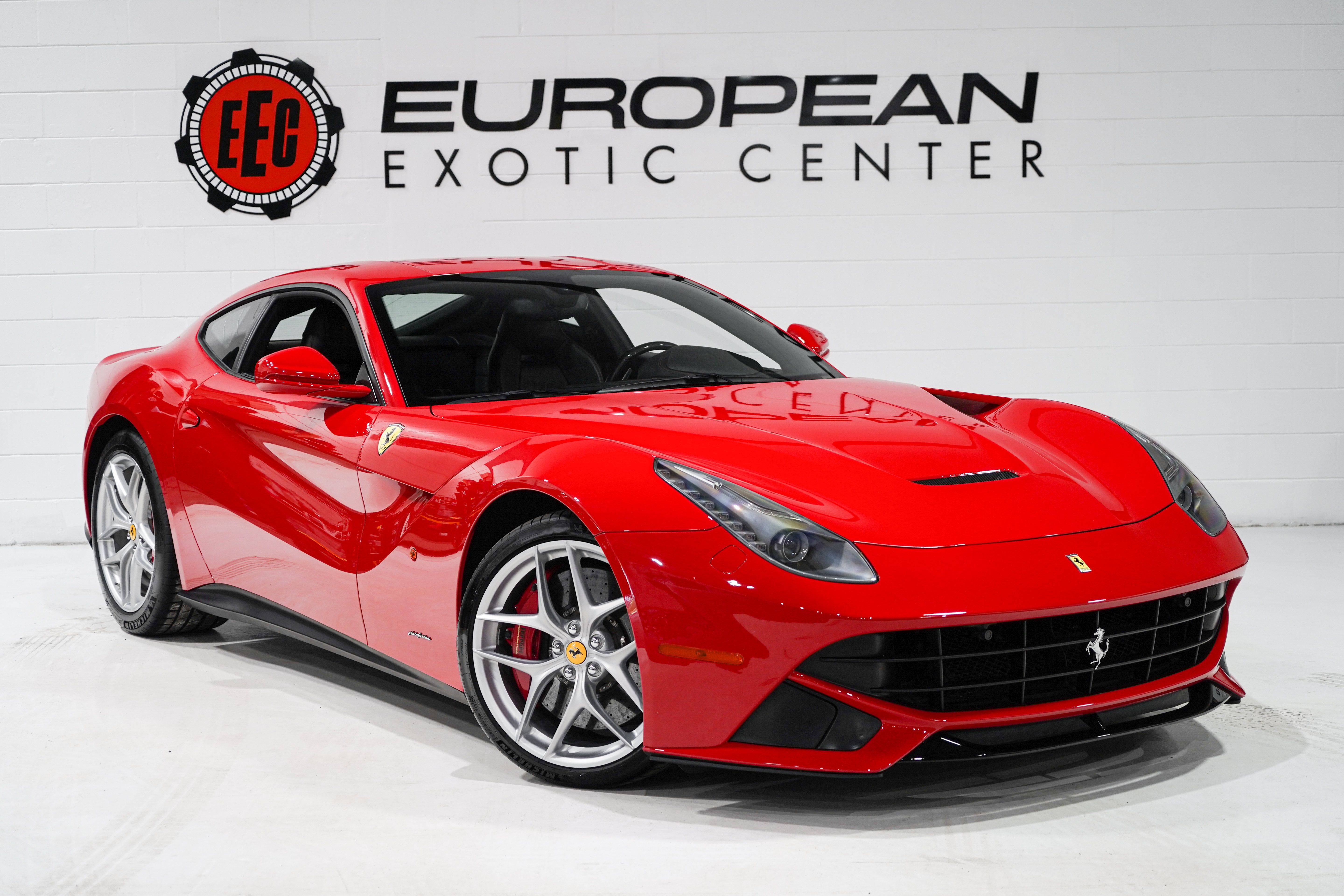Used 2015 Ferrari F12 Berlinetta RWD image 1
