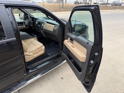 Used 2014 Ford F150 XLT w/ Equipment Group 302A Luxury image 19