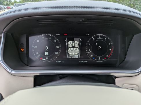 Used 2018 Land Rover Range Rover HSE AWD/4WD image 28