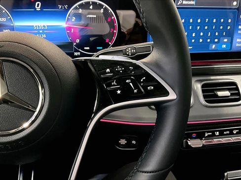 Used 2025 Mercedes-Benz GLE 350 4MATIC image 25