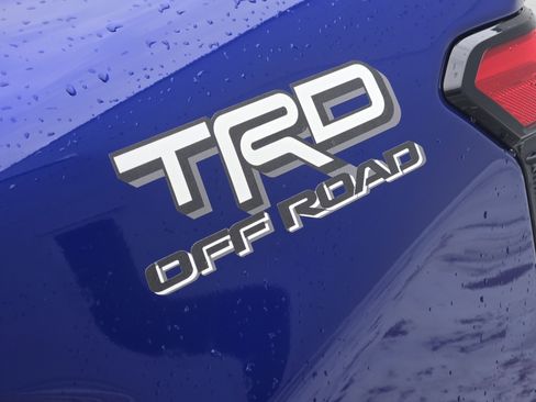 Used 2024 Toyota Tacoma TRD Off-Road image 14