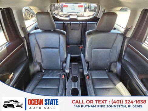 Used 2015 Toyota Highlander Limited Platinum AWD/4WD image 17