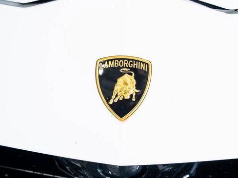 Used 2024 Lamborghini Urus Performante image 17