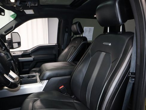 Used 2018 Ford F450 Platinum w/ Platinum Ultimate Package image 26