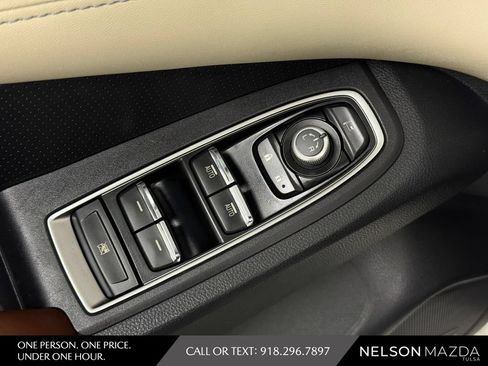 Used 2020 Subaru Ascent Touring AWD/4WD image 22