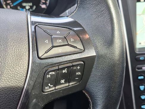 Used 2018 Ford Explorer Platinum AWD/4WD image 12