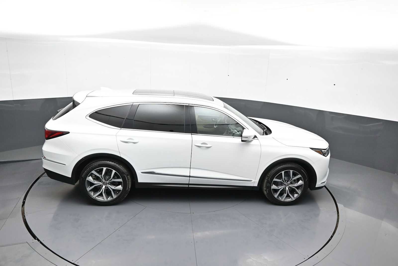 Certified 2024 Acura MDX w/ Technology Package AWD/4WD image 39