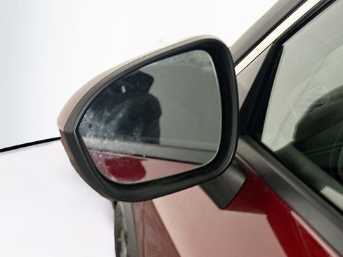 Used 2023 Nissan Rogue SV image 16