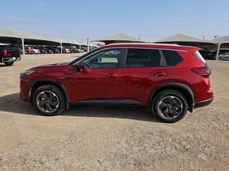 Used 2026 Nissan Rogue SV w/ SV Premium Package FWD video 5