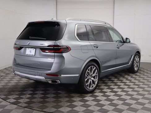 Certified 2026 BMW X7 xDrive40i w/ Premium Package image 6