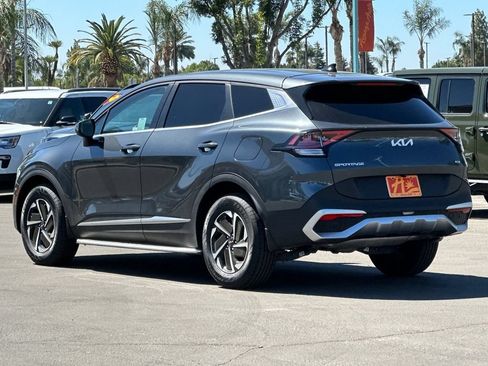 Used 2023 Kia Sportage LX AWD/4WD image 5