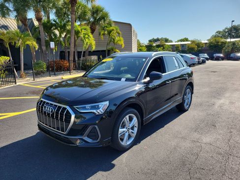 Used 2022 Audi Q3 2.0T Premium Plus AWD/4WD image 10