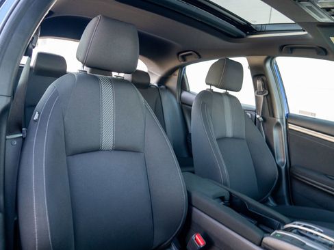 Used 2019 Honda Civic EX image 24