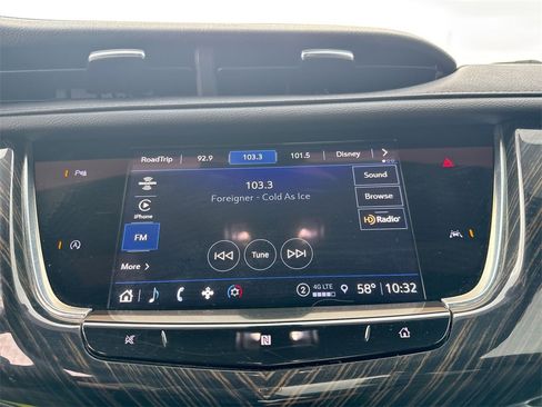 Used 2021 Cadillac XT6 Premium Luxury image 26