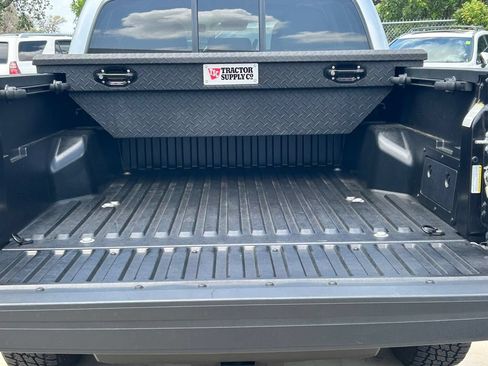 Used 2023 Toyota Tacoma SR AWD/4WD image 14