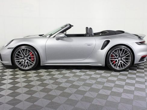 Used 2021 Porsche 911 Turbo image 2