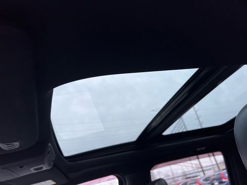 Used 2016 Ford F150 Lariat w/ Equipment Group 502A Luxury image 41