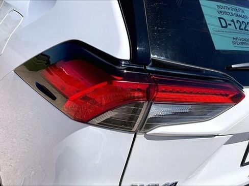 Used 2025 Toyota RAV4 LE AWD/4WD image 23