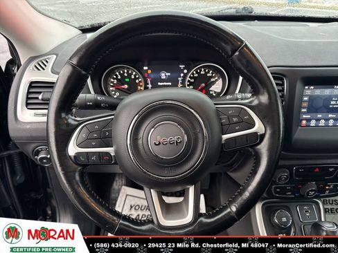 Used 2021 Jeep Compass Latitude w/ Sun and Sound Group image 16