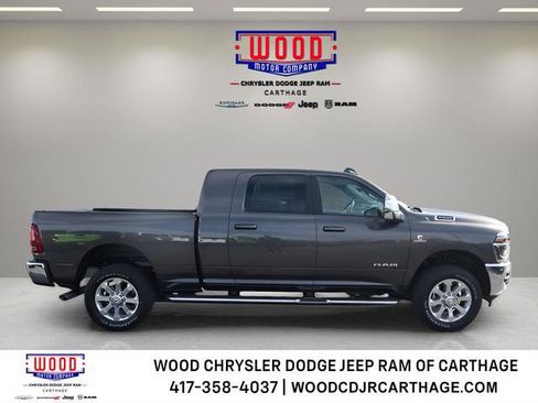 New 2026 RAM 2500 Laramie AWD/4WD image 3