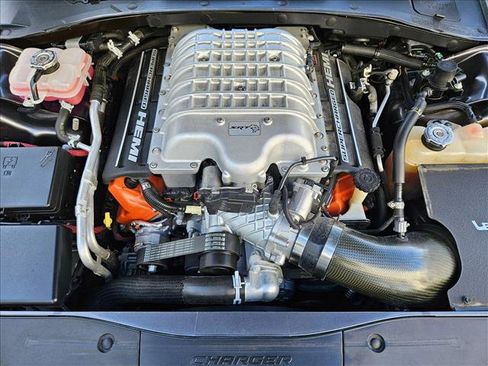 Used 2019 Dodge Charger SRT Hellcat w/ Navigation & Travel Group image 20