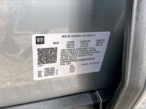 Used 2024 Chevrolet Tahoe Z71 w/ Luxury Package AWD/4WD image 36