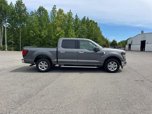 Used 2025 Ford F150 XLT w/ Equipment Group 301A Standard RWD image 3
