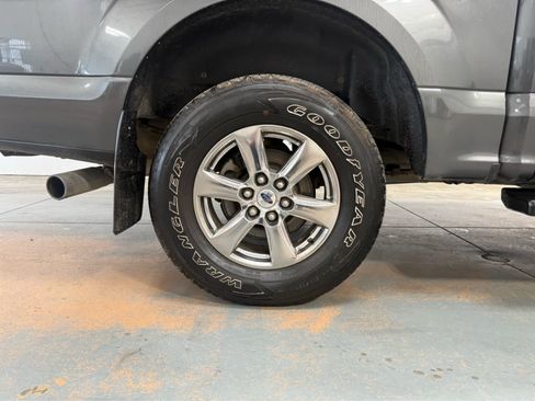 Used 2018 Ford F150 XLT w/ Equipment Group 302A Luxury AWD/4WD image 9