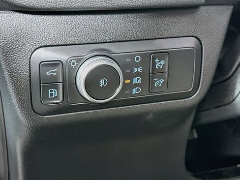 Used 2022 Ford Escape Titanium w/ Titanium Premium Package FWD image 10