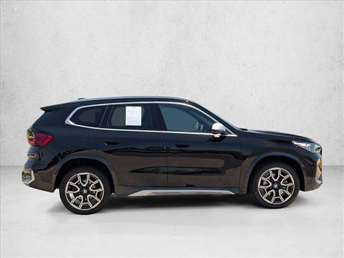 Used 2023 BMW X1 xDrive28i w/ Convenience Package AWD/4WD image 4