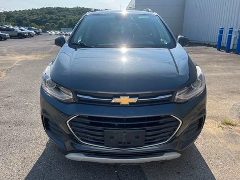 Used 2018 Chevrolet Trax LT w/ LT Convenience Package AWD/4WD image 11