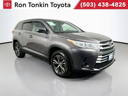 Used 2019 Toyota Highlander LE
