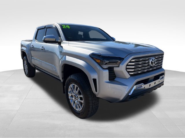 Used 2024 Toyota Tacoma Limited w/ Limited Package (LT) AWD/4WD image 1