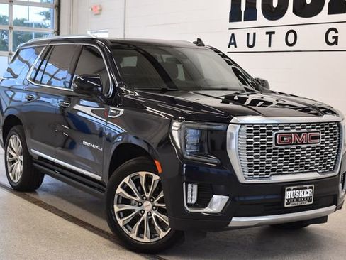 Used 2022 GMC Yukon Denali AWD/4WD image 1