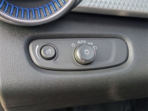 New 2026 Chevrolet Trax LT image 11