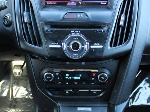 Used 2013 Ford Focus ST image 20