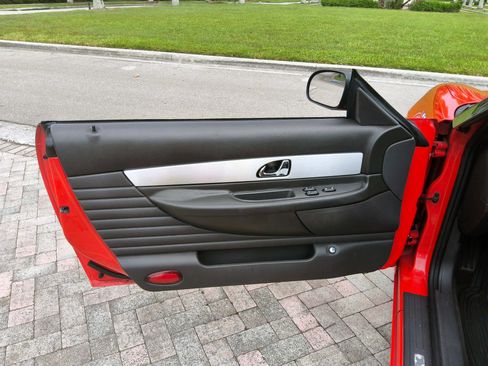 Used 2002 Ford Thunderbird RWD image 22