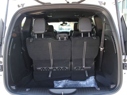 New 2026 Chrysler Pacifica Select image 24