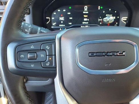 Certified 2024 GMC Yukon XL Denali image 31