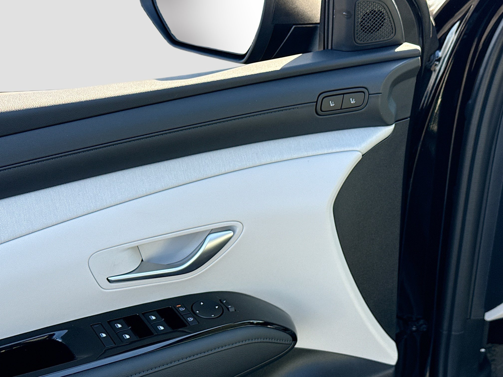 New 2026 Hyundai Tucson Limited AWD/4WD image 8