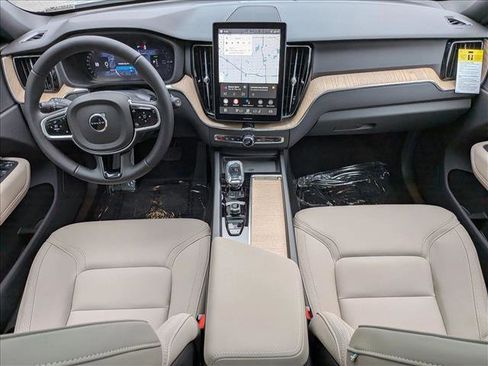 New 2026 Volvo XC60 T8 Plus w/ Protection Package Premier image 15