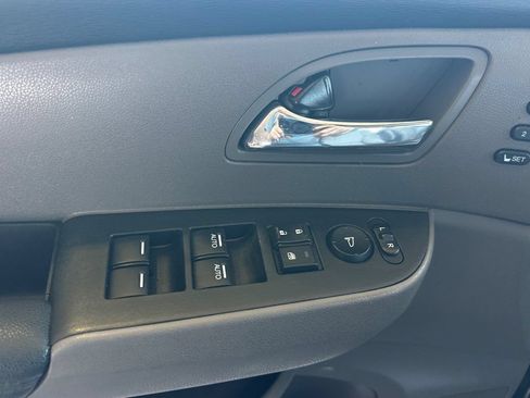 Used 2016 Honda Odyssey Touring image 12