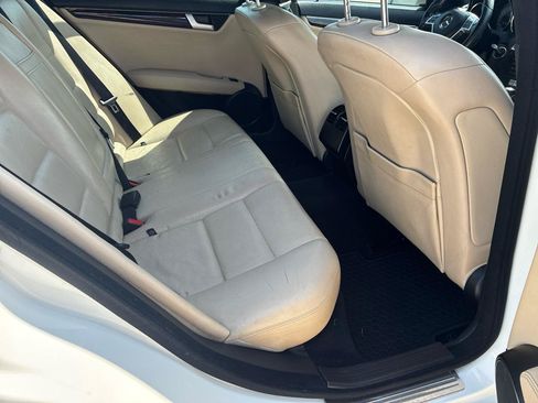Used 2013 Mercedes-Benz C 300 4MATIC Sedan image 35